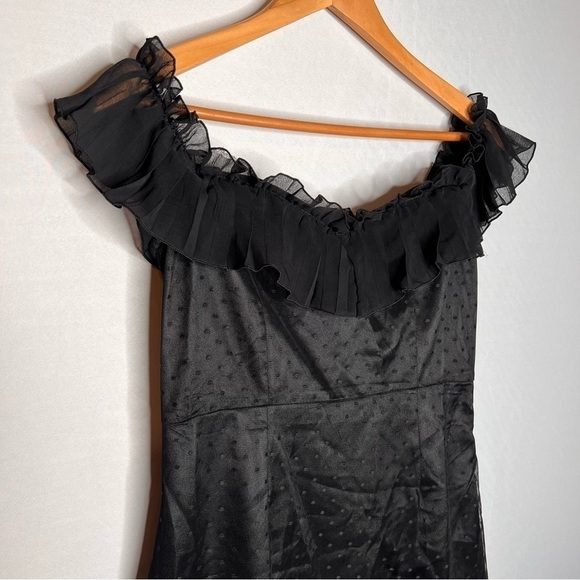 NWT! Nic & Jo Black Off-the-Shoulder Ruffled Mini Cocktail Dress. Size Medium. - Picture 5 of 13
